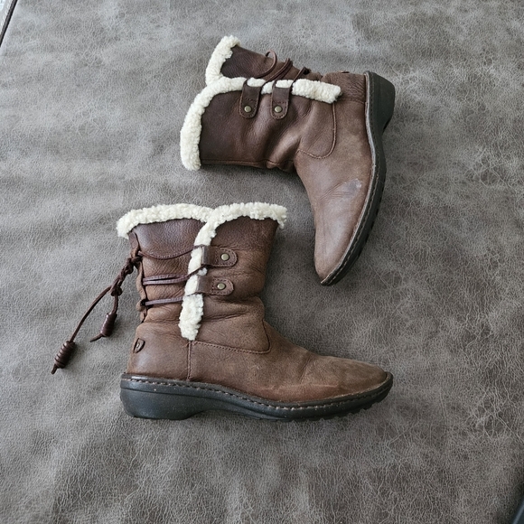 UGG Akadia Winter Boots - Picture 2 of 9